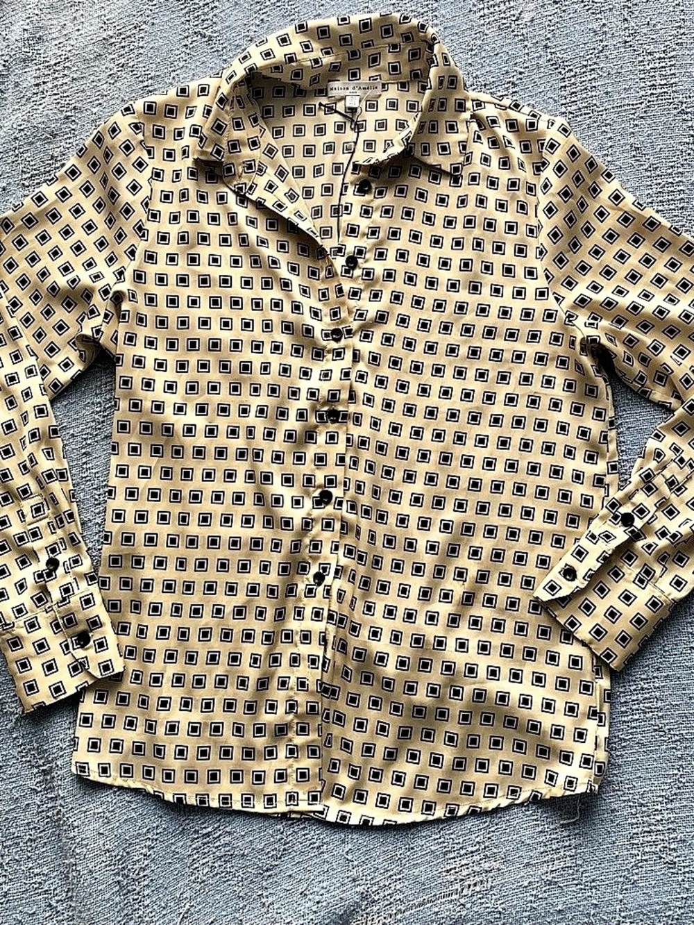 Maison d'Amélie Geometric Button Down in Cream & Blue | Office Siren Chic